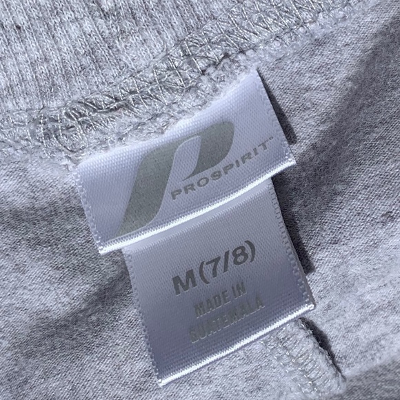 Girls skirt - Picture 3 of 3